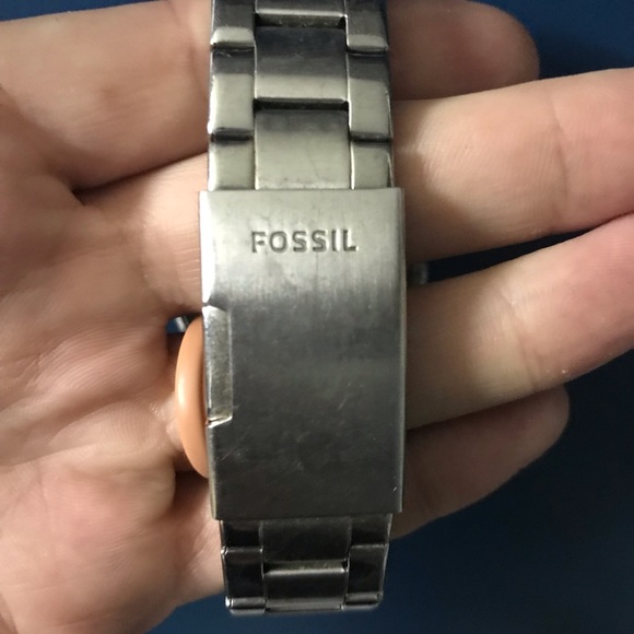 Fossil Watch - Picture 2 of 2